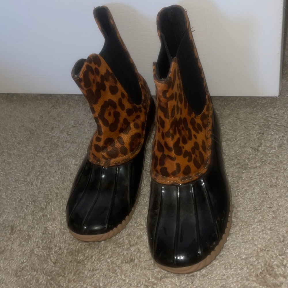 Cheetah duck boots